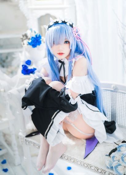 水蜜桃免费观看