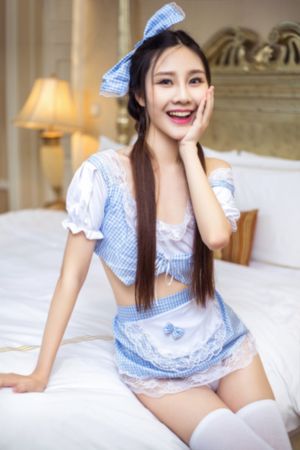 春潮烂漫海堂红